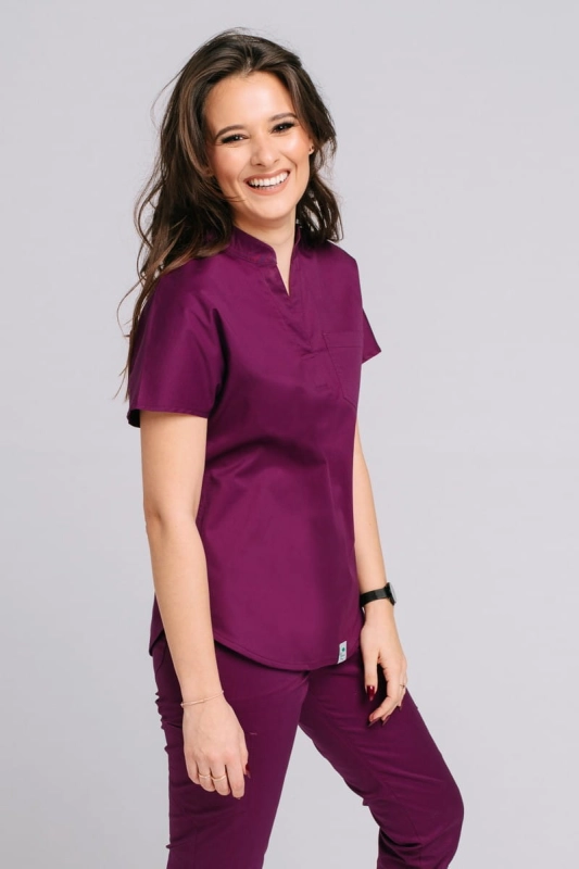 bluza-medyczna-sonia-jagoda (3).jpg