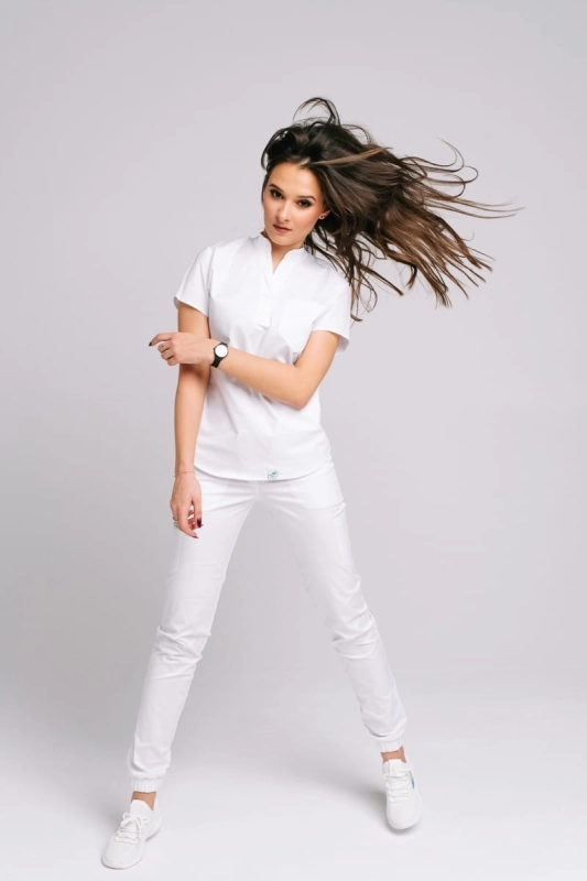 komplet-medyczny-sonia-bialy (5).jpg