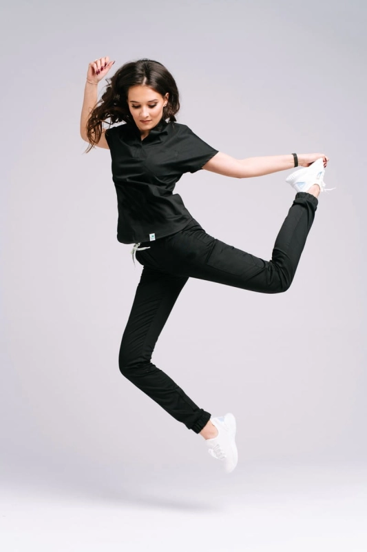 komplet-medyczny-sonia-czarny (2).jpg