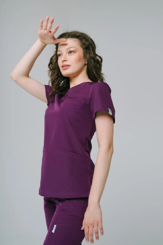 bluza-medyczna-natalie-wrzosowy (6).jpg